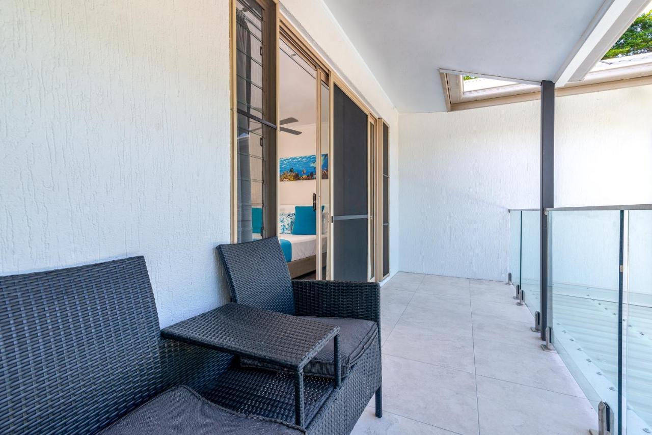 Seascape Holidays At Reef Terraces On St Crispins Port Douglas Exterior photo
