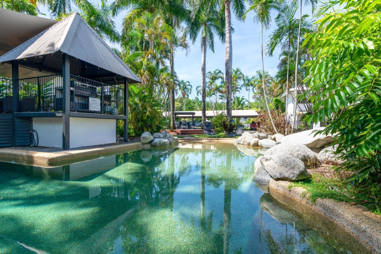 Seascape Holidays At Reef Terraces On St Crispins Port Douglas Exterior photo